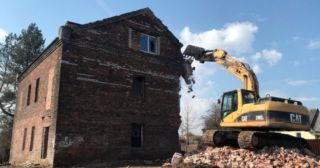 Демонтаж кирпичного дома Новокуйбышевск, цена от 2945 руб.