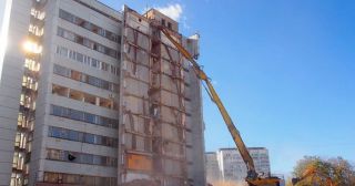 Демонтаж многоэтажного дома Новокуйбышевск, цена от 3669 руб.