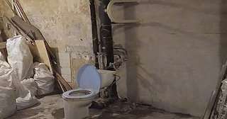 Демонтаж сантехкабины в панельном доме - цена от 1034 рублей | Сварной-Нвб